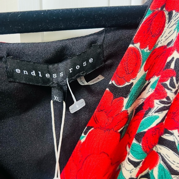 Endless Rose Red and Black V-Neck Long Sleeve Dress - Picture 4 of 8